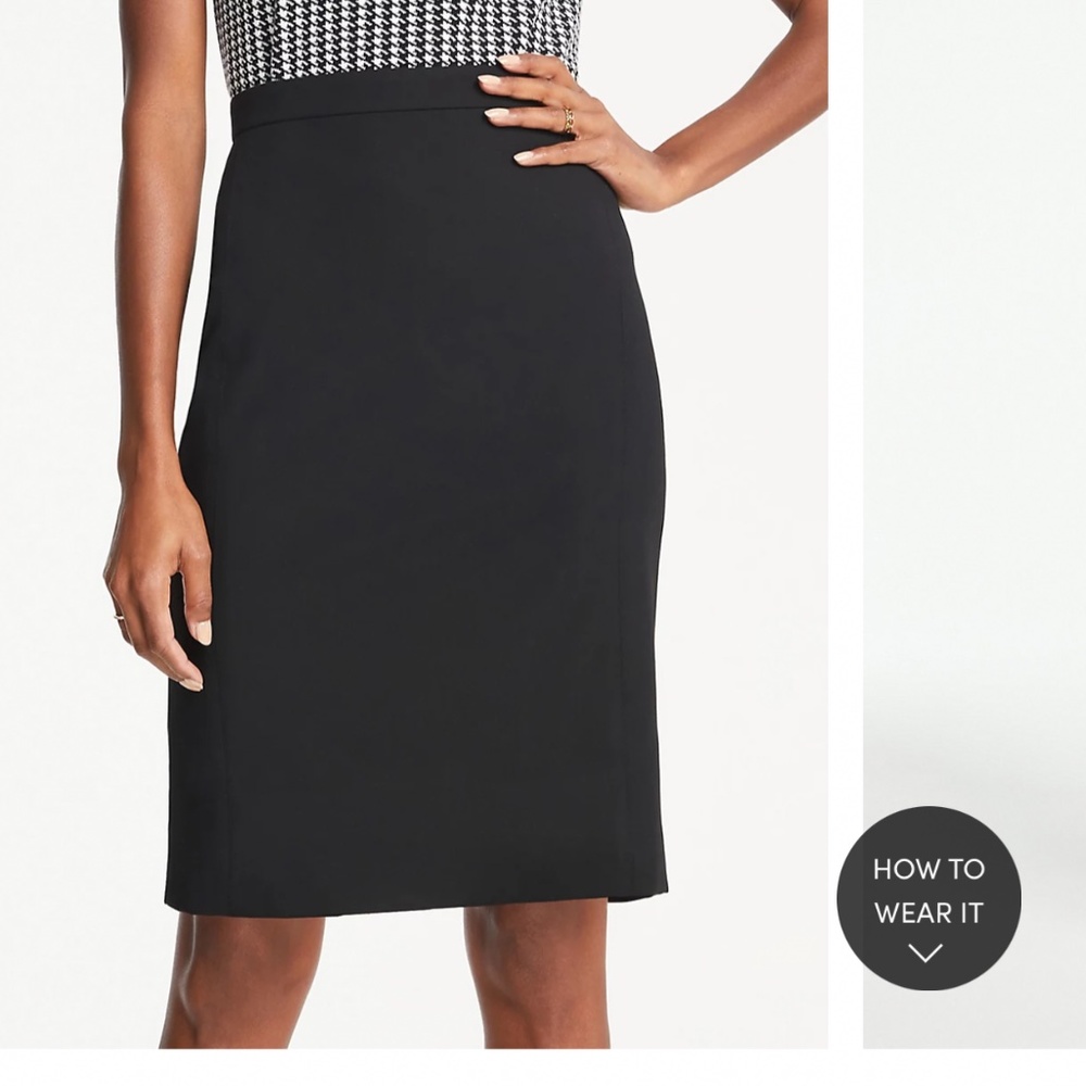 Ann Taylor Black Pencil Skirt in Bi-Stretch Sz 8